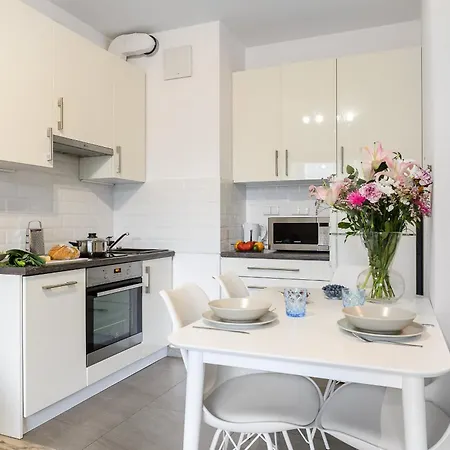 Apartman P&o Serviced Siedmiogrodzka Iii Varsó